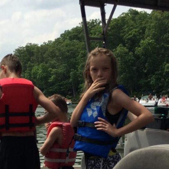 Meet your Posher, Paige - Picture 1 of 1